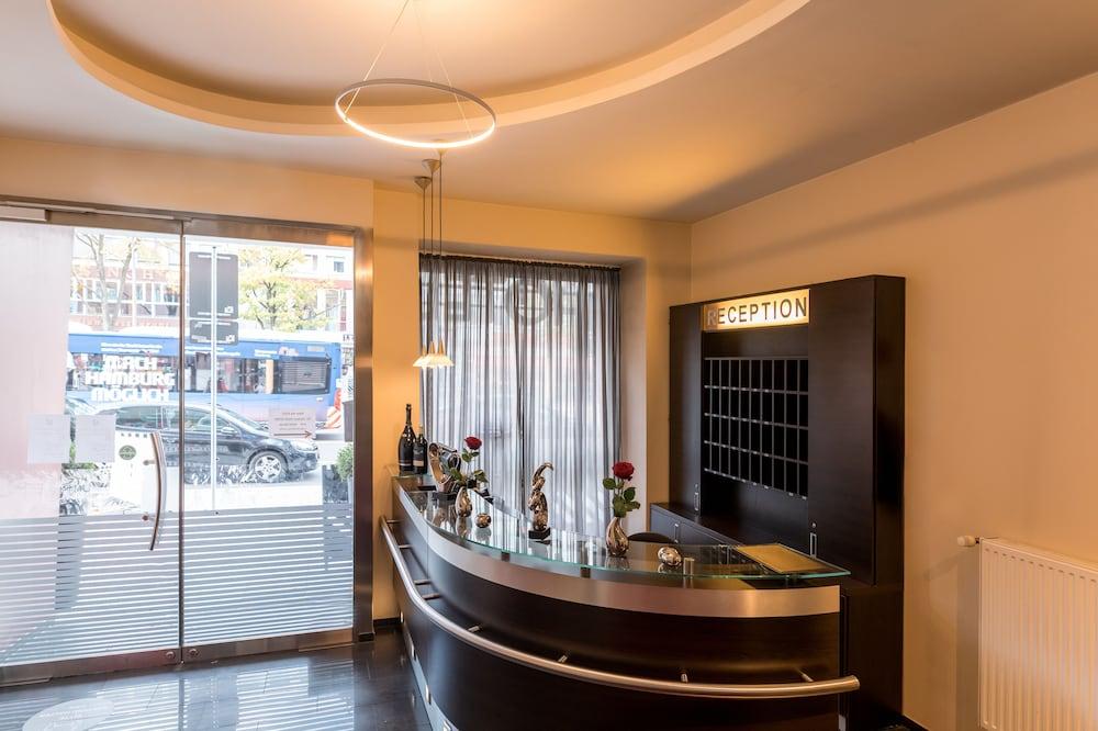 Hotel Savoy Hamburg-Harburg Exteriör bild